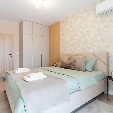 Three Hills Premium Near Center Апартамент Велико Търново