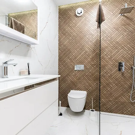 Three Hills Premium Near Center Велико Търново