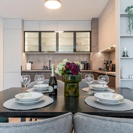 Three Hills Premium Near Center Велико Търново