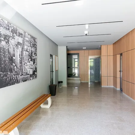 Three Hills Premium Near Center Апартамент *