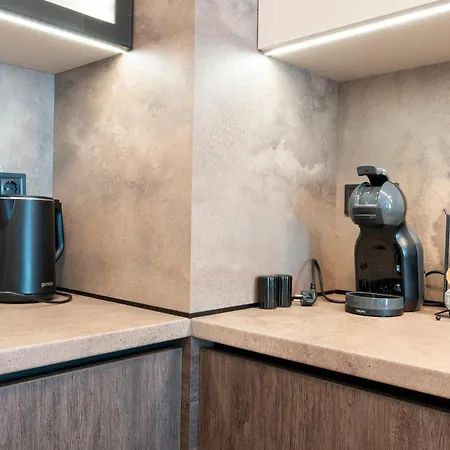 Three Hills Premium Near Center Апартамент *