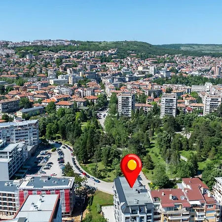 Three Hills Premium Near Center Апартамент